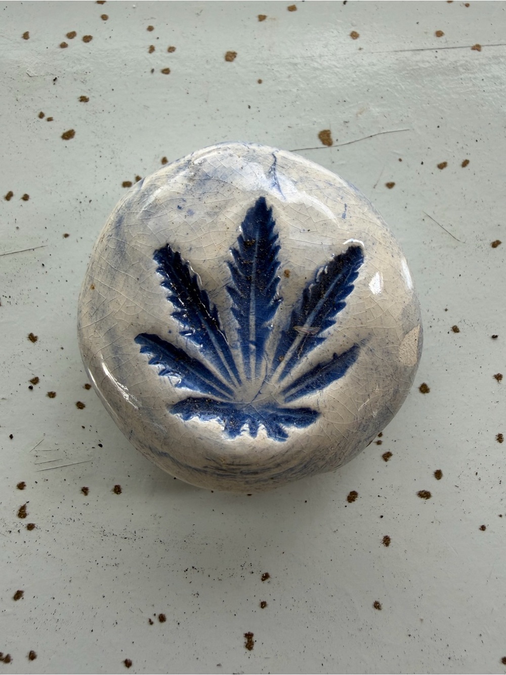 Handcrafted Blue Leaf Ceramic smoke stone - rolled cigarette holder